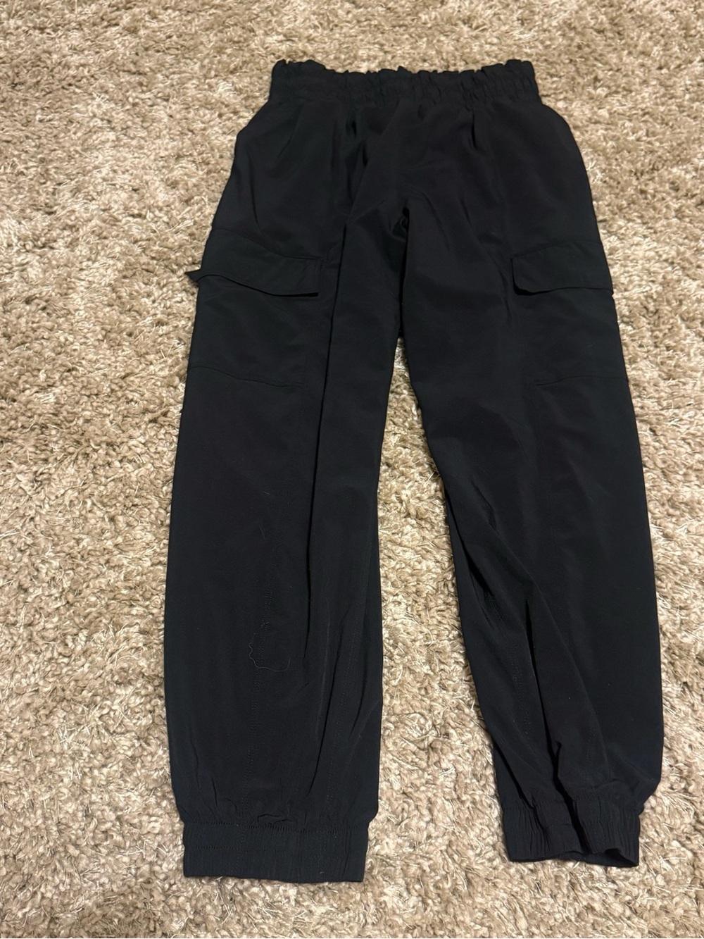 💜Athleta Black Kids Cargo Joggers